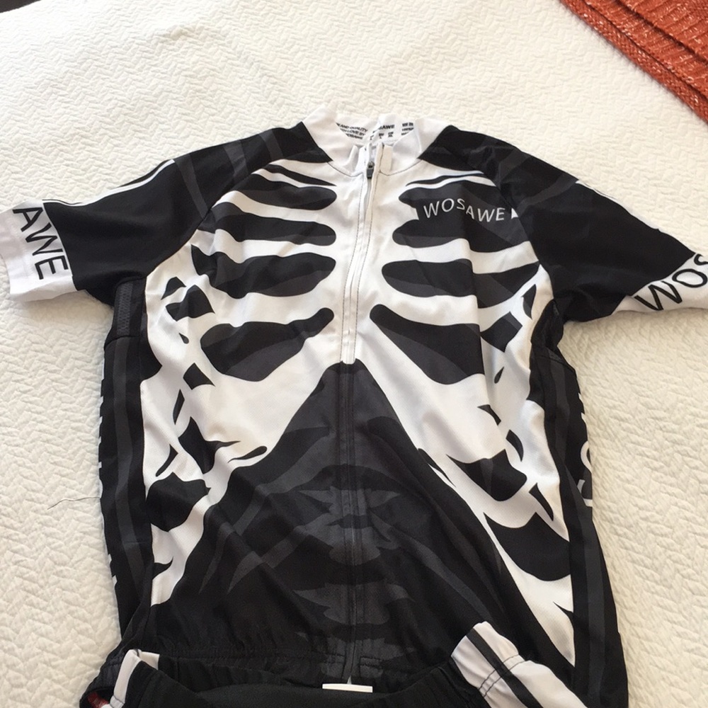Cycling kit- only worn once
